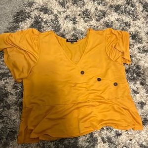 2xl Mustard Yellow top